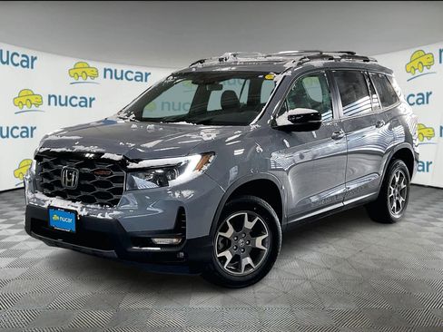 Used 2022 Honda Passport TrailSport image 3