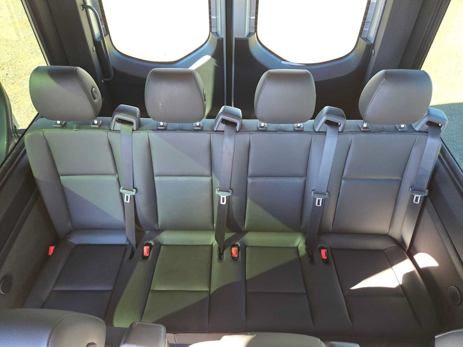 Used 2025 Mercedes-Benz Sprinter 2500 image 17