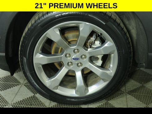 Used 2020 Ford Explorer Platinum w/ Premium Technology Package image 10