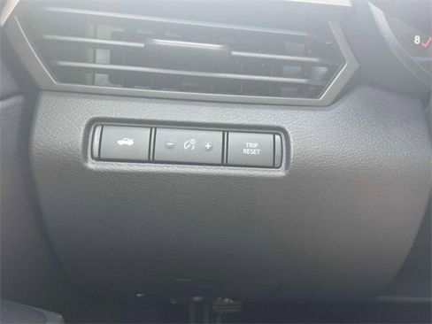 New 2025 Nissan Altima 2.5 S image 17