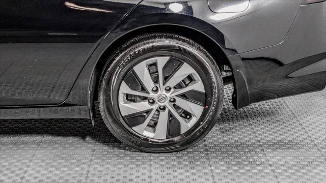 Used 2024 Nissan Altima 2.5 S FWD image 38