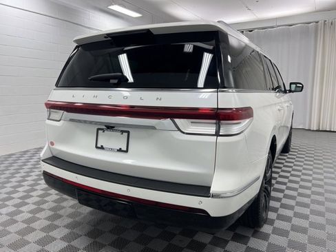 Used 2024 Lincoln Navigator L Reserve image 6
