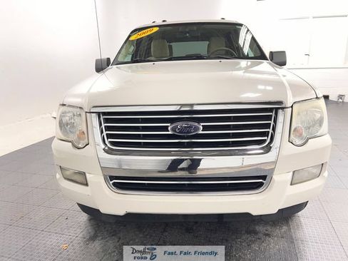 Used 2009 Ford Explorer XLT RWD image 2