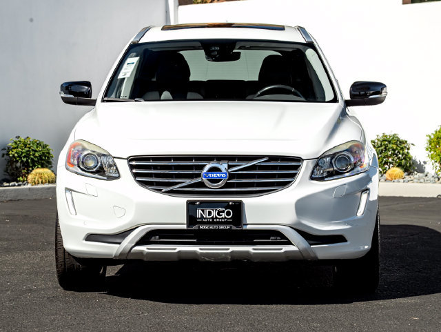 Used 2017 Volvo XC60 T6 Dynamic w/ Preferred Option Package AWD/4WD image 3