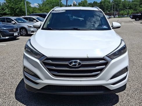 Used 2017 Hyundai Tucson SE Plus FWD image 2