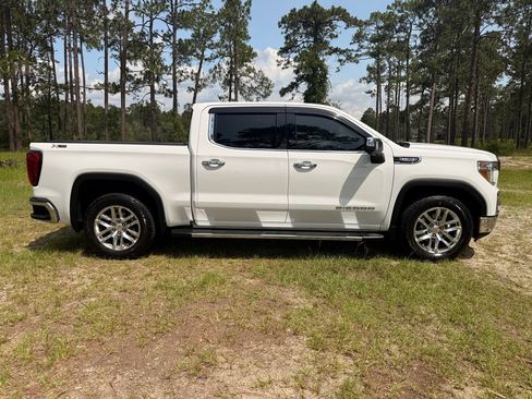 Used 2021 GMC Sierra 1500 SLT w/ SLT Premium Plus Package AWD/4WD image 9