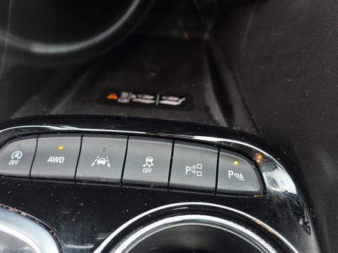 Used 2022 Buick Encore GX Essence w/ Advanced Technology Package image 27