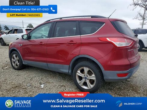 Used 2016 Ford Escape SE w/ Equipment Group 201A image 3