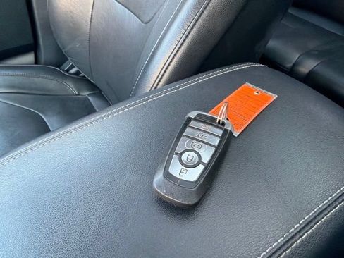 Used 2017 Ford Edge Titanium w/ Equipment Group 301A FWD image 15