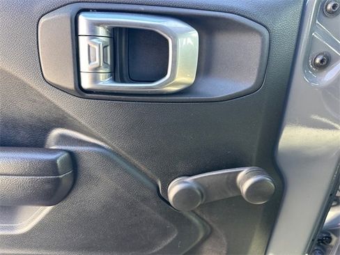 Used 2021 Jeep Wrangler Unlimited Sport image 15