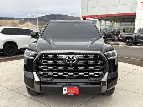 Used 2022 Toyota Tundra Platinum image 3