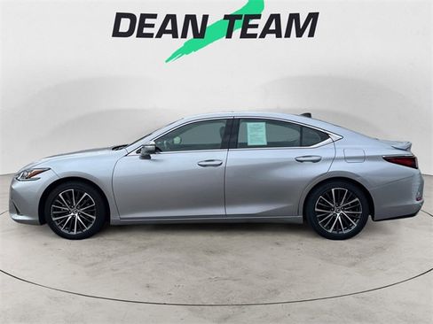 Used 2023 Lexus ES 350 Luxury w/ Accessory Package (Z2) image 5