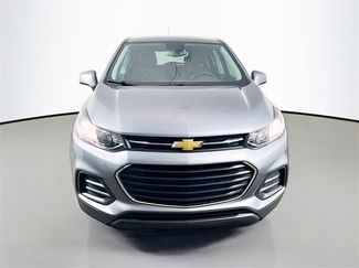 Used 2020 Chevrolet Trax LS w/ Tint and Cruise Package video 2