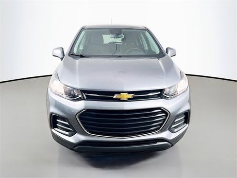 Used 2020 Chevrolet Trax LS w/ Tint and Cruise Package image 2