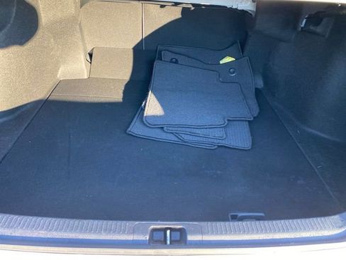 Used 2022 Toyota Camry LE image 24