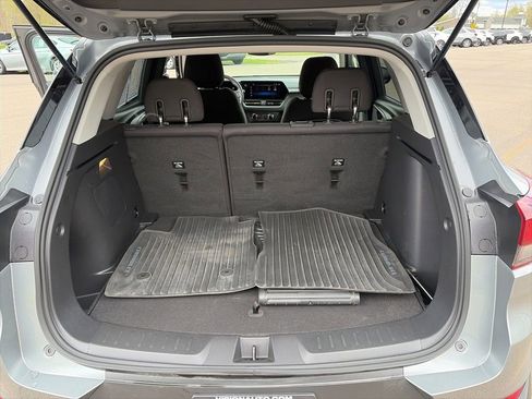 Used 2025 Chevrolet TrailBlazer LS w/ LS Convenience Package FWD image 14