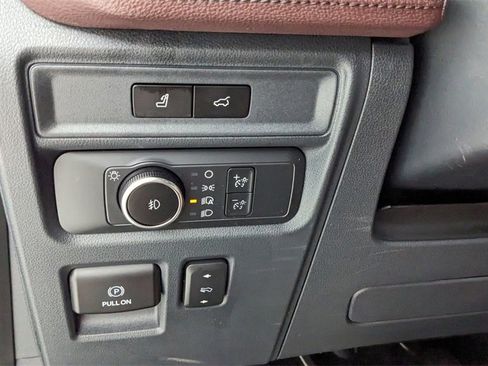 Certified 2022 Ford Expedition Max Limited image 23