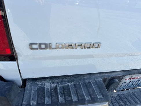 Used 2019 Chevrolet Colorado W/T RWD image 14