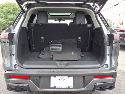 Certified 2025 INFINITI QX60 Pure AWD/4WD image 16