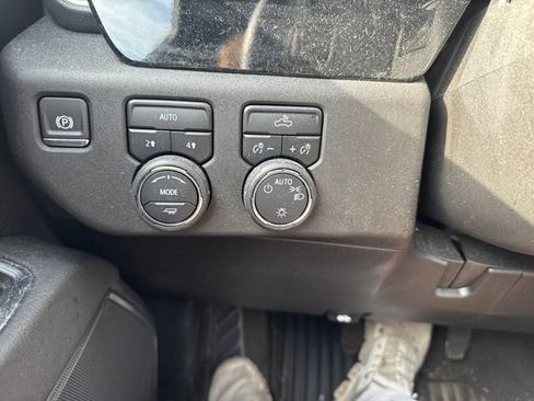 Used 2024 Chevrolet Silverado 1500 LT AWD/4WD image 19