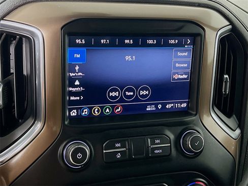 Used 2019 Chevrolet Silverado 1500 High Country image 14