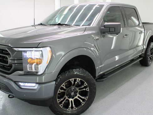 Used 2021 Ford F150 XLT w/ Equipment Group 302A High AWD/4WD image 13