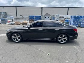 Used 2018 Honda Accord Touring image 8