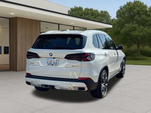 Certified 2024 BMW X5 xDrive40i AWD/4WD image 9