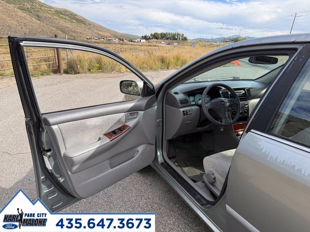 Used 2003 Toyota Corolla LE FWD image 11