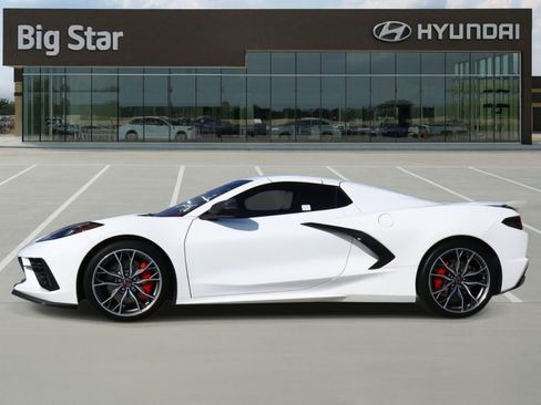 Used 2025 Chevrolet Corvette Stingray Premium Conv w/ Z51 Performance Package image 2