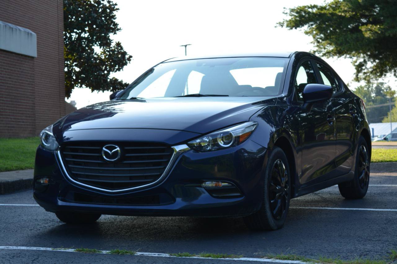 Used 2017 MAZDA MAZDA3 Sport FWD image 2