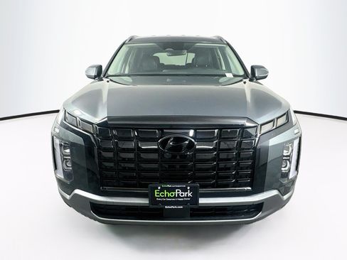Used 2025 Hyundai Palisade SEL FWD image 2
