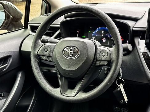 New 2026 Toyota Corolla LE image 19