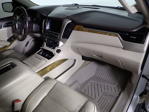 Used 2017 GMC Yukon Denali w/ Open Road Package image 40