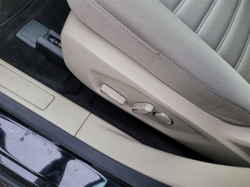 Certified 2019 Ford Fusion SE image 18