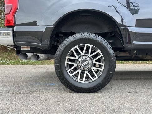 Used 2017 Ford F350 Lariat w/ Lariat Value Package image 8