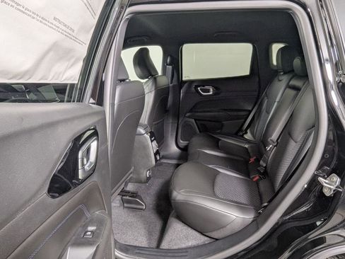 New 2026 Jeep Compass Latitude AWD/4WD image 25