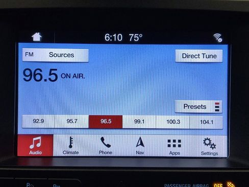 Used 2019 Ford Explorer Limited w/ Ford Safe & Smart Package FWD image 25