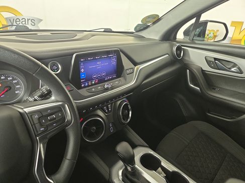 Used 2022 Chevrolet Blazer LT AWD/4WD image 20