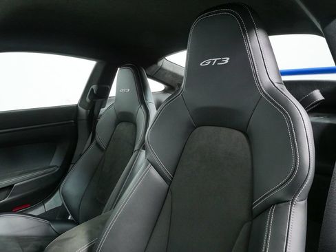Certified 2024 Porsche 911 GT3 RWD image 5