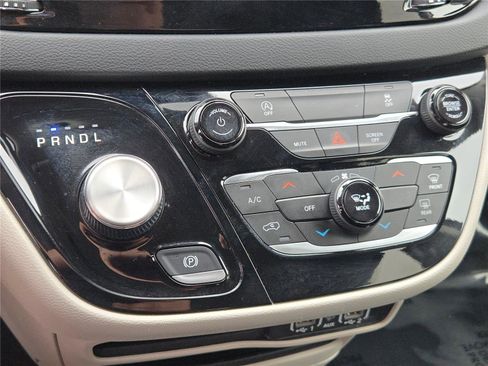 Certified 2023 Chrysler Voyager LX FWD image 32