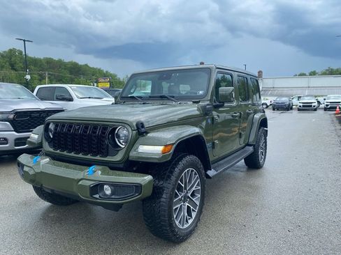 Used 2024 Jeep Wrangler High Altitude AWD/4WD image 5
