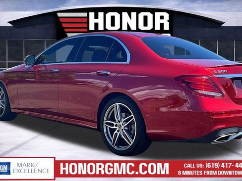 Used 2019 Mercedes-Benz E 300 image 4