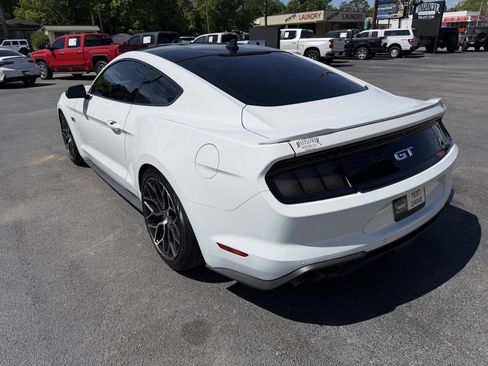 Used 2021 Ford Mustang GT Premium w/ Black Accent Package RWD image 4