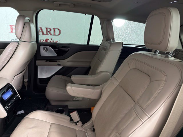 Certified 2023 Lincoln Aviator Reserve w/ Equipment Group 201A AWD/4WD image 27