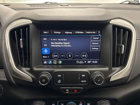 Used 2024 GMC Terrain SLT image 33