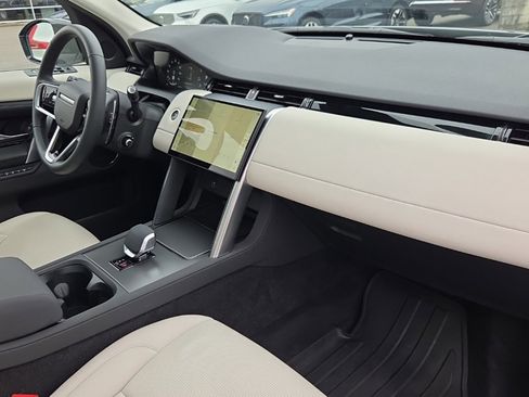 Certified 2024 Land Rover Discovery Sport S image 20