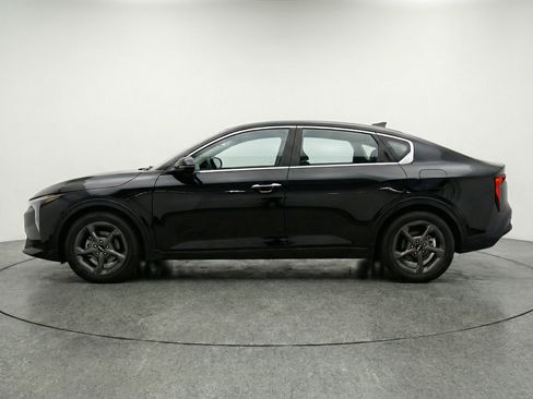 Used 2025 Kia K4 FWD image 5