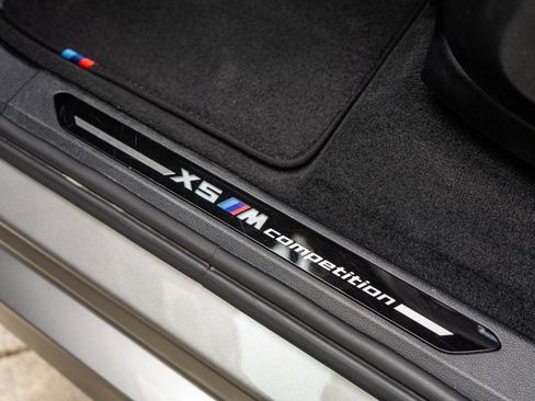 Used 2021 BMW X5 M w/ Competition Package AWD/4WD image 14