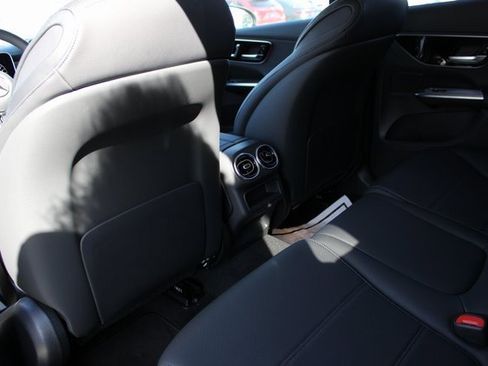 New 2025 Mercedes-Benz GLC 350e 4MATIC image 33